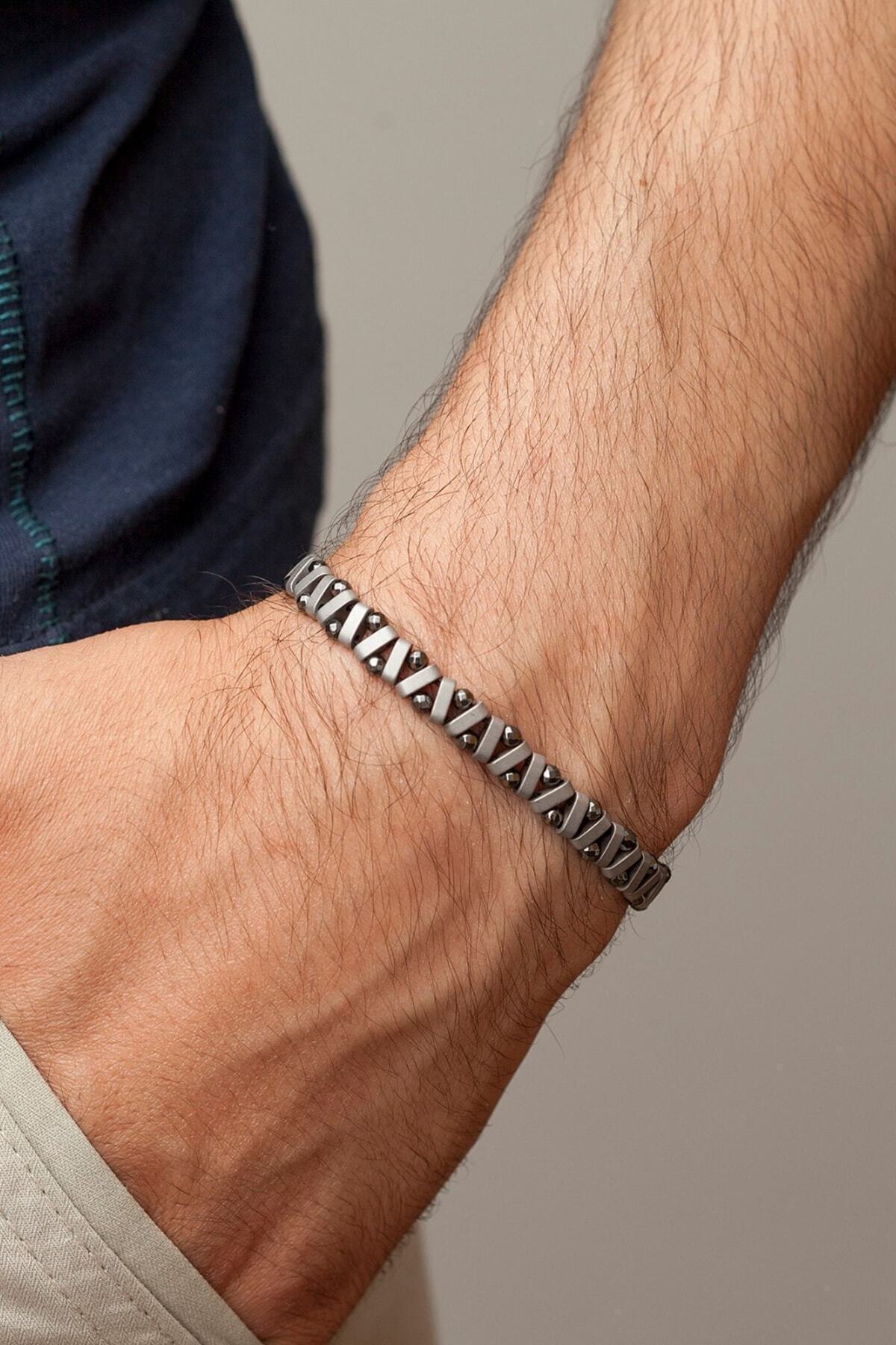 Jack Ferrero Men's Hematite Geometric Chain Bracelet