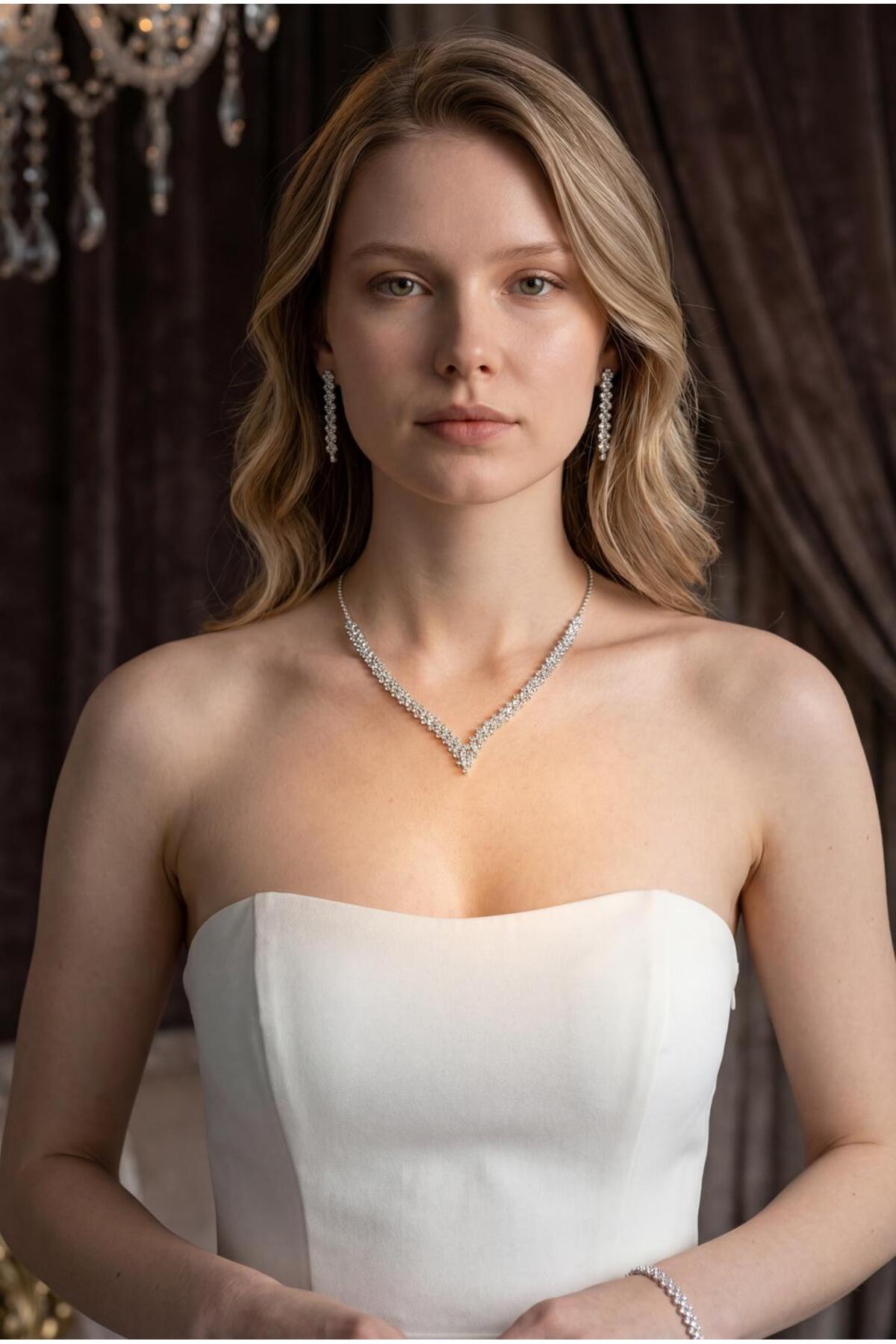 Beren Kılıç Lumina Silver-Tone Zircon Bridal Jewelry Set – Necklace, Earrings & Bracelet